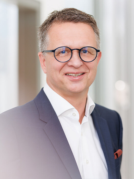 Ulf-Peter Noetzel Senior Policy Advisor im Afrika-Verein der deutschen Wirtschaft e.V. Ulf-Peter Noetzel Senior Policy Advisor im Afrika-Verein der deutschen Wirtschaft e.V.