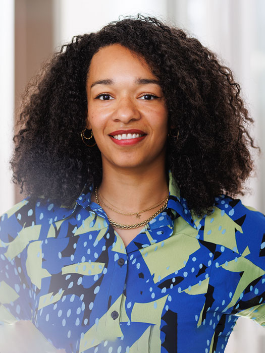 Khadi Camara - Stellv. Leiterin Länder & Märkte beim Afrikaverein der deutschen Wirtschaft - Senior Managerin Anglophones Westafrika & Lusophones Afrika i Branchen: Energie, indeed Africa! The Young Business Network Khadi Camara - Stellv. Leiterin Länder & Märkte beim Afrikaverein der deutschen Wirtschaft - Senior Managerin Anglophones Westafrika & Lusophones Afrika i Branchen: Energie, indeed Africa! The Young Business Network